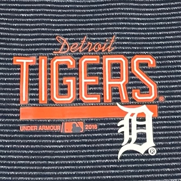Under Armour Heat Gear Fitted Shirt Size XS Pull Over 1/2 Zip Detroit Tigers - Picture 3 of 7